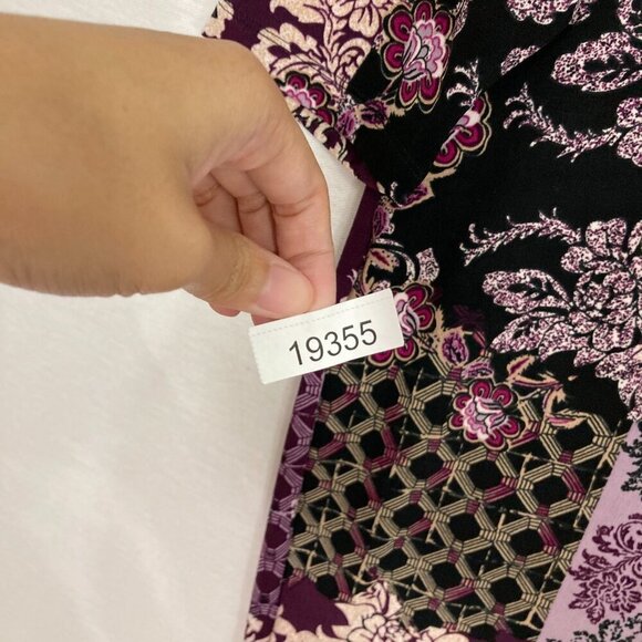 Chico's Travelers Purple Floral Abstract Slinky Knit Zip Back Dress size 12/14 - Picture 11 of 11